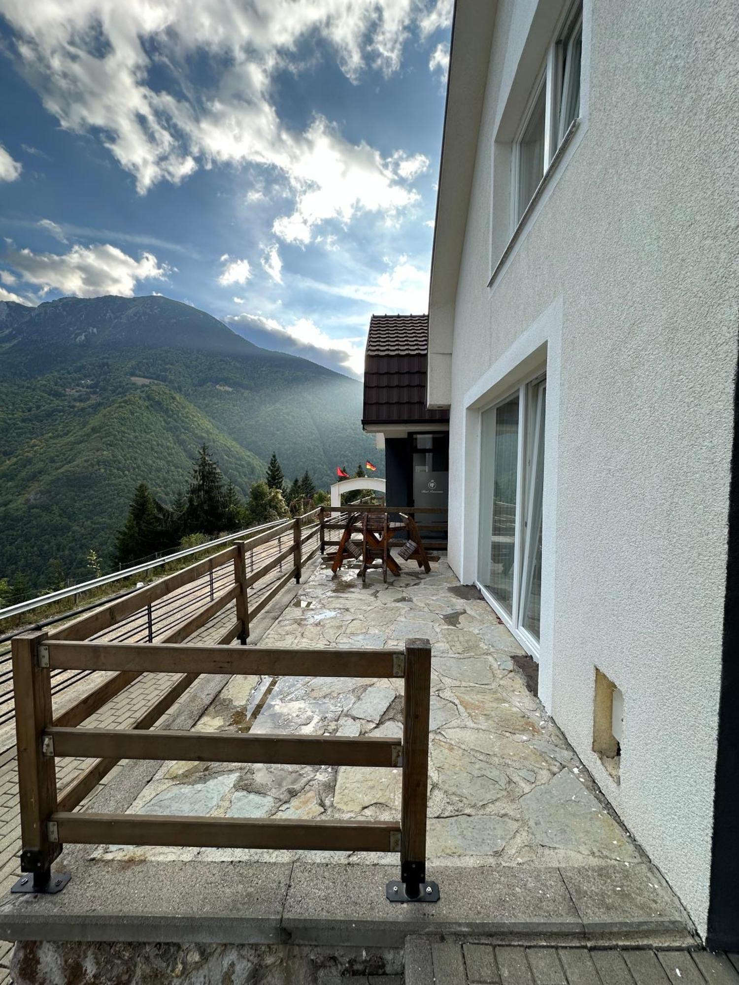 Hotel Panorama Rugove Peć Eksteriør billede